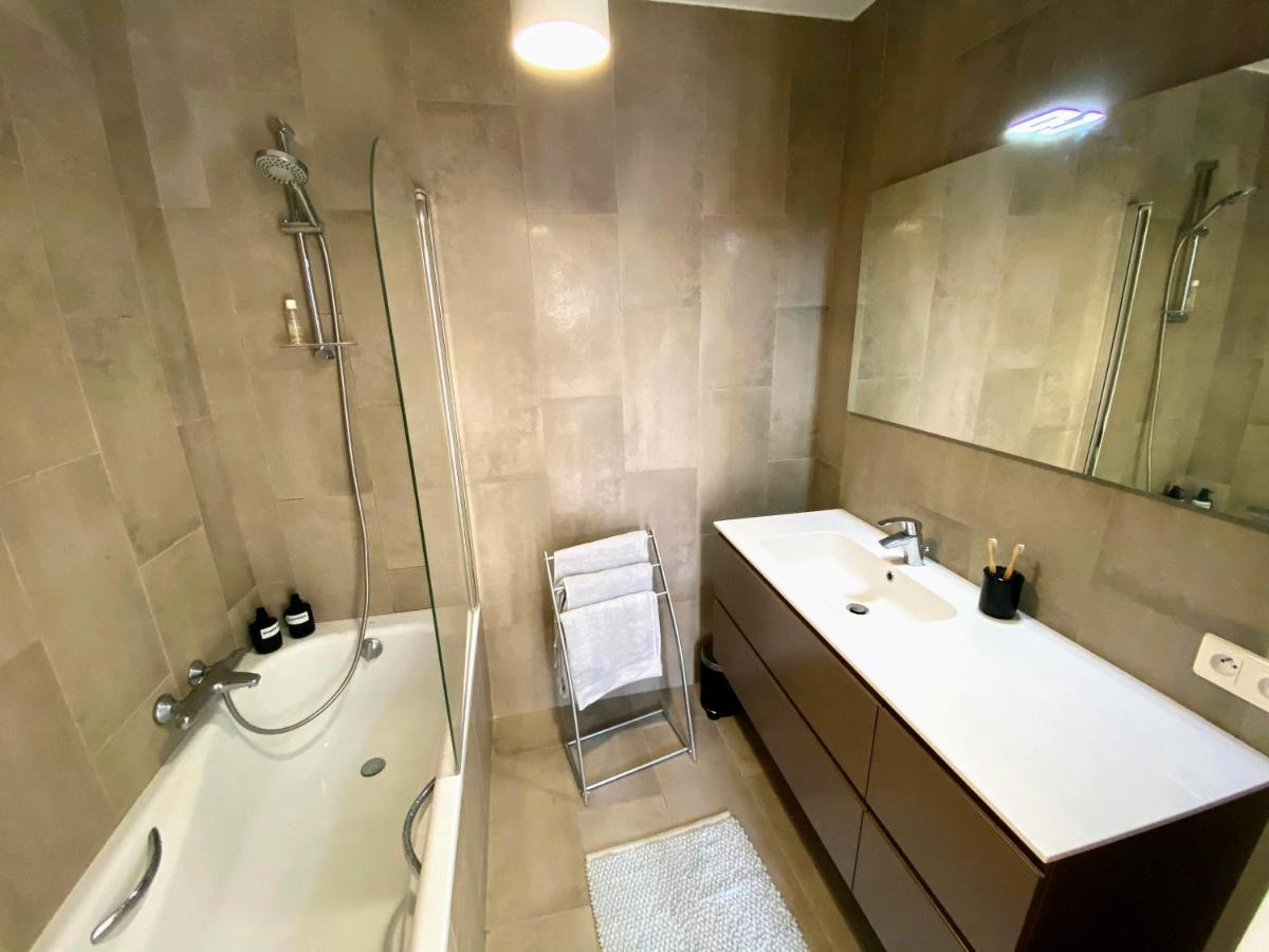 Sunny And Calm 2 Bed Apartment Place Du Pin Nisa Exterior foto
